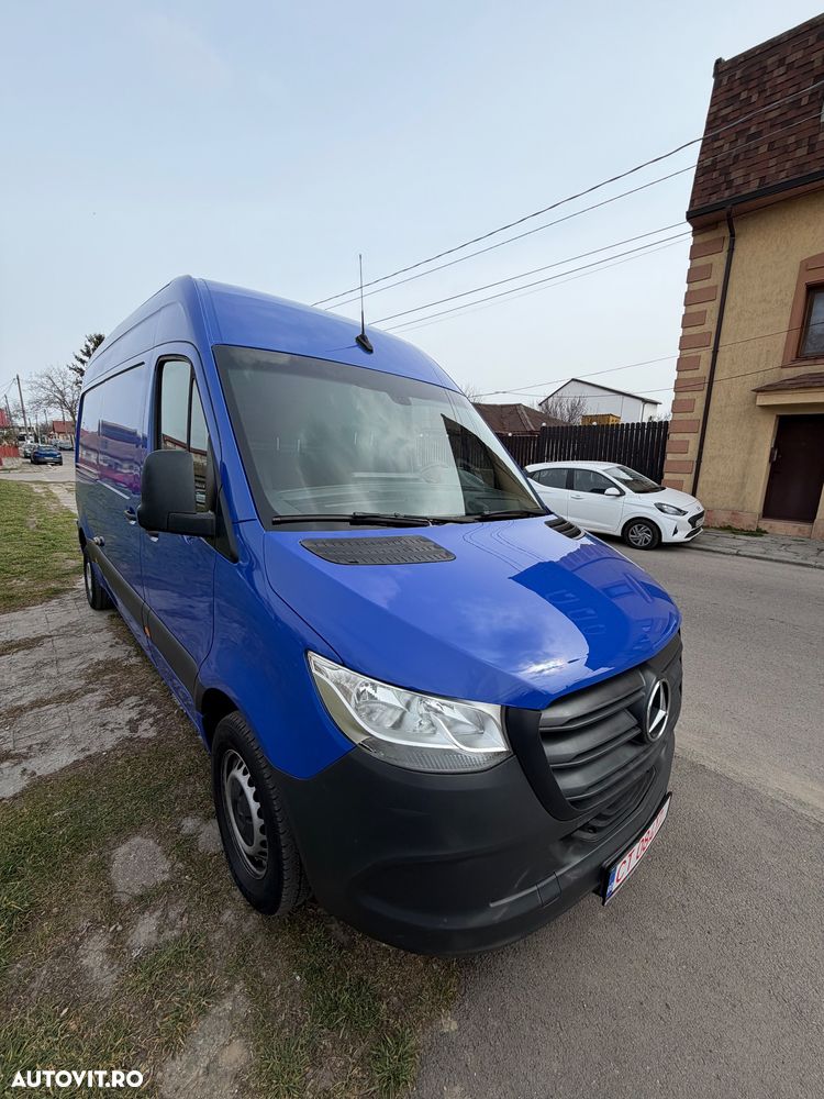 Mercedes-Benz Sprinter - 8