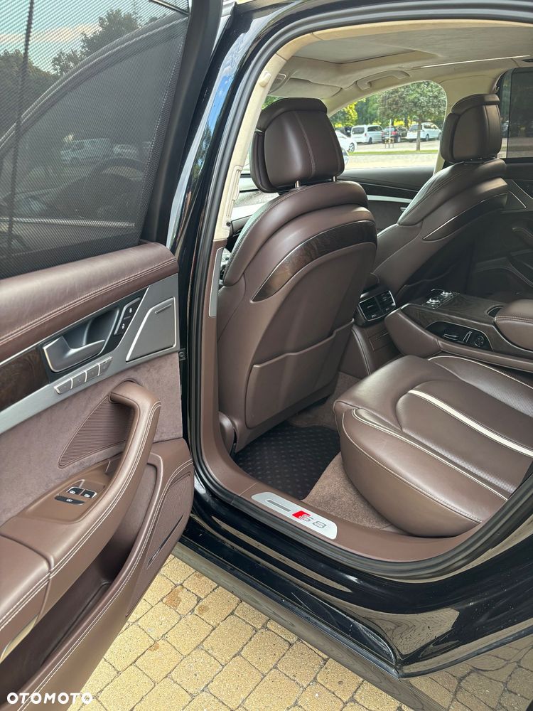 Audi S8 - 21