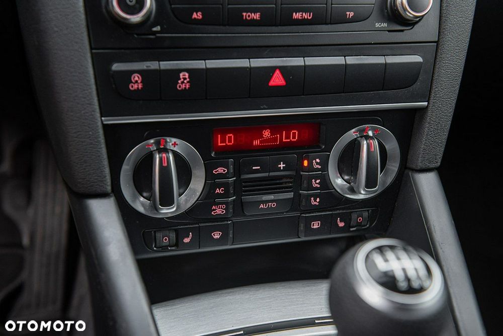 Audi A3 Sportback 2.0 TDI S line Sportpaket plus - 21