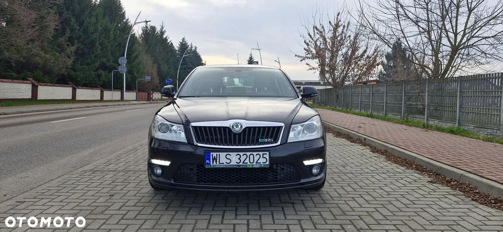 Skoda Octavia 2.0 TDI DPF DSG RS - 2