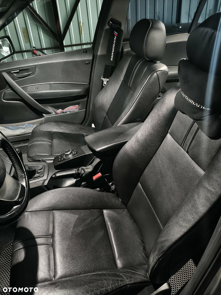 BMW X3 3.0i - 8