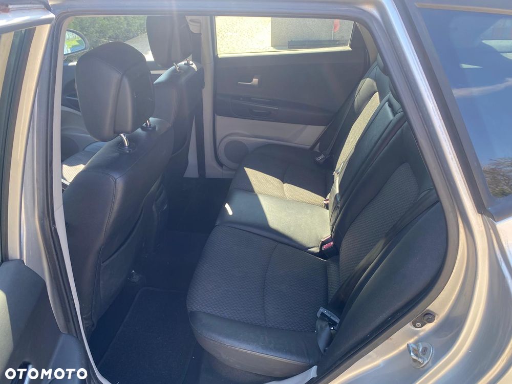 Kia Ceed 1.6 Crdi Comfort + - 5