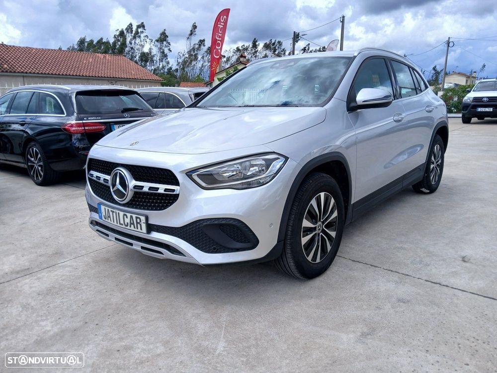 Mercedes-Benz GLA 250 e 8G-DCT - 3