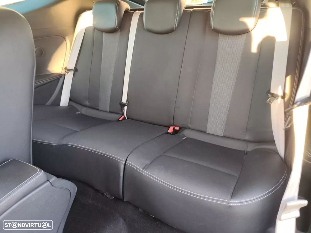 Renault Mégane Coupe - 37