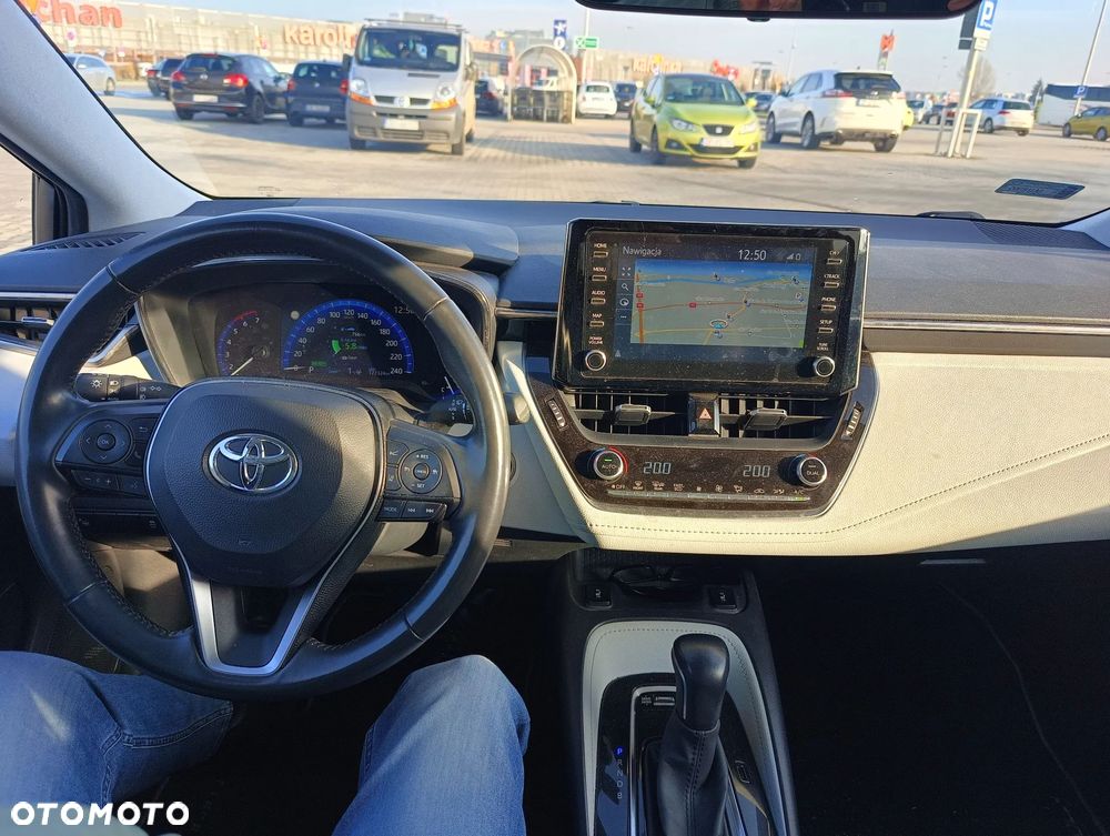 Toyota Corolla 1.8 Hybrid Comfort - 6