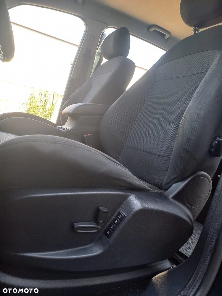 Ford S-Max - 31