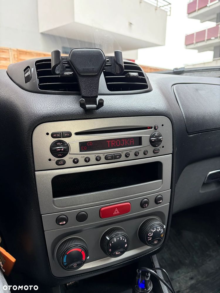 Alfa Romeo 147 1.6 Twin Spark Impression - 9