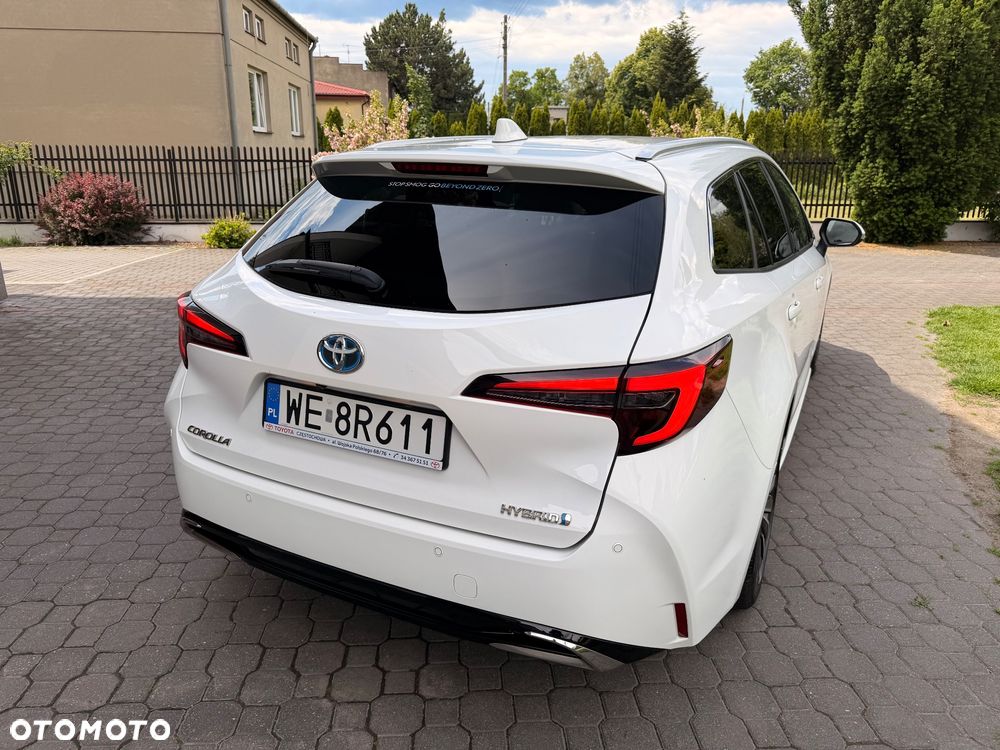 Toyota Corolla 1.8 Hybrid Executive - 10