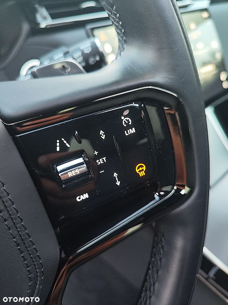 Land Rover Range Rover Velar 3.0 D300 mHEV R-Dynamic SE - 32
