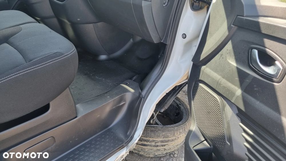 Renault Trafic - 36