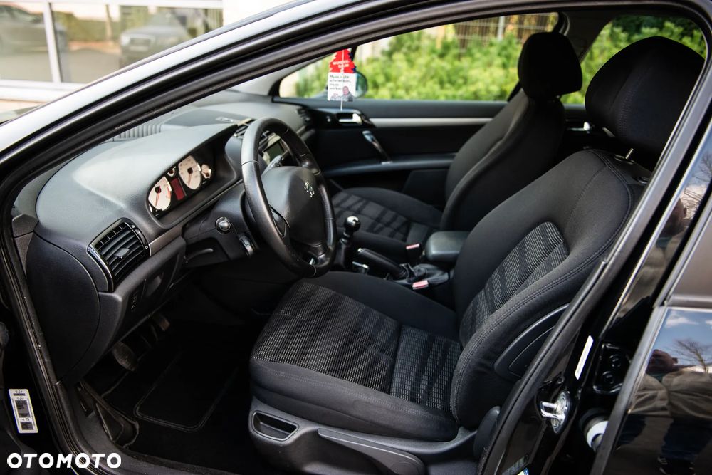 Peugeot 407 SW HDi 140 Business Line - 15