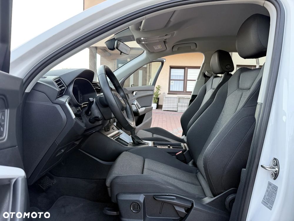 Audi Q3 35 TFSI S tronic - 10