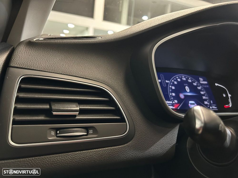 Renault Mégane Sport Tourer 1.5 Blue dCi Intens - 40