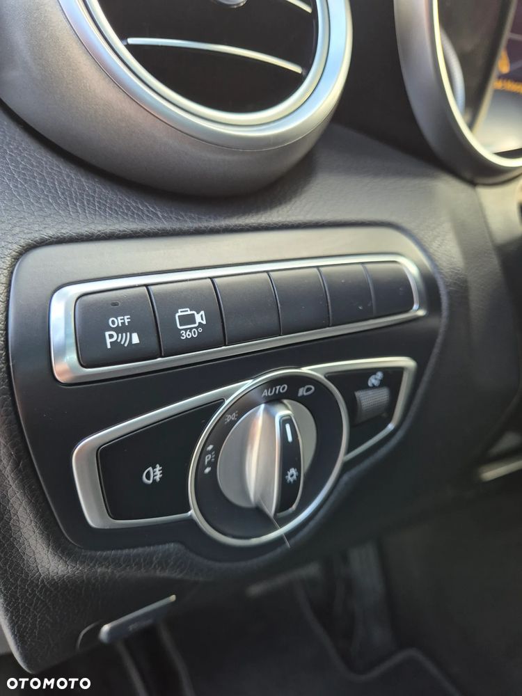 Mercedes-Benz GLC 300 4-Matic - 28