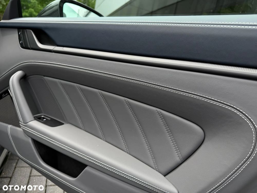 Porsche 911 Carrera Turbo S - 23