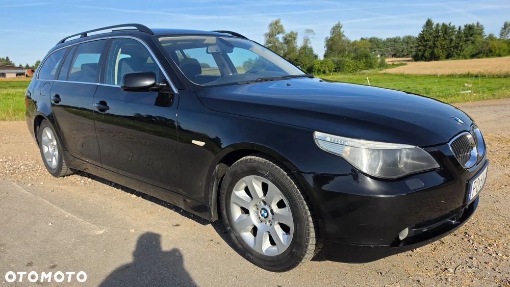 BMW Seria 5 525d - 2