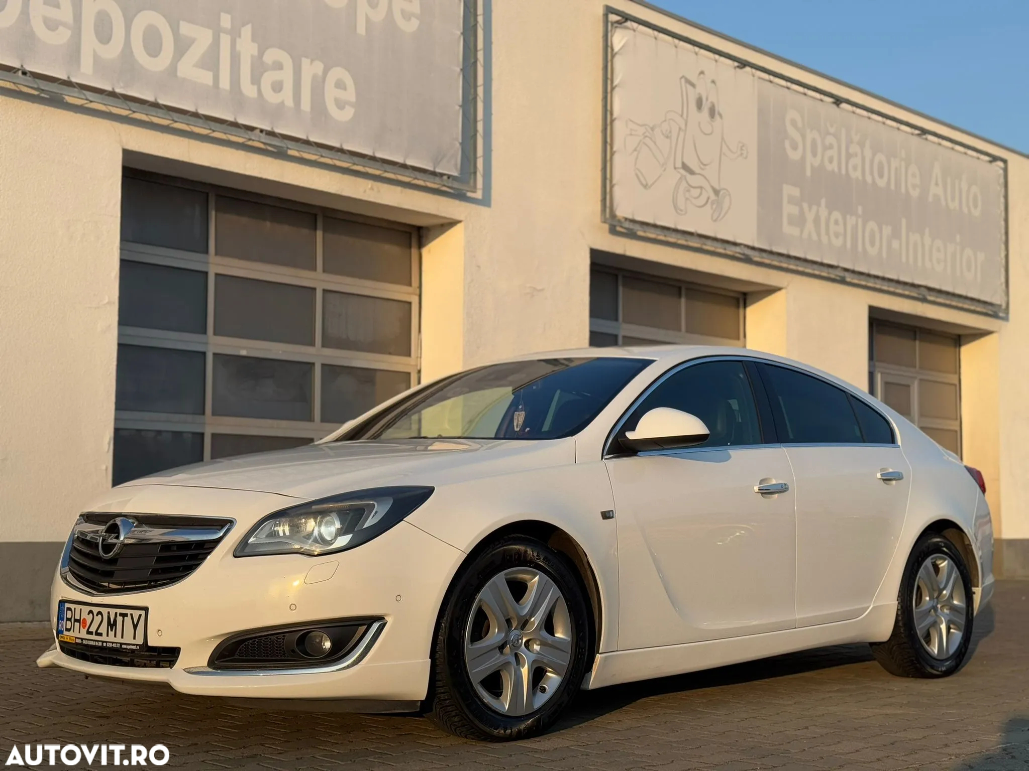 Opel Insignia 2.0 Turbo ECOTEC 4X4 Cosmo Aut. - 4