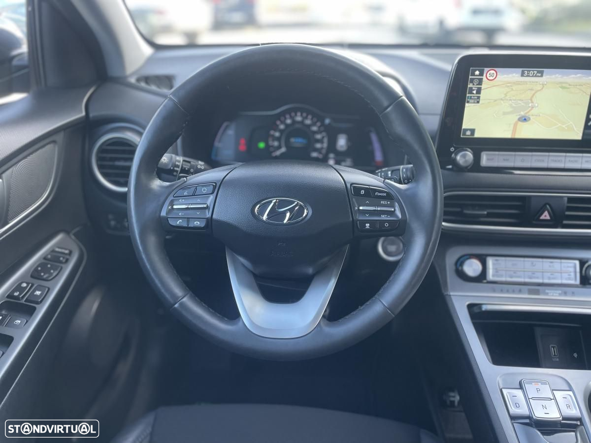 Hyundai Kauai EV 64 kWh Premium - 25
