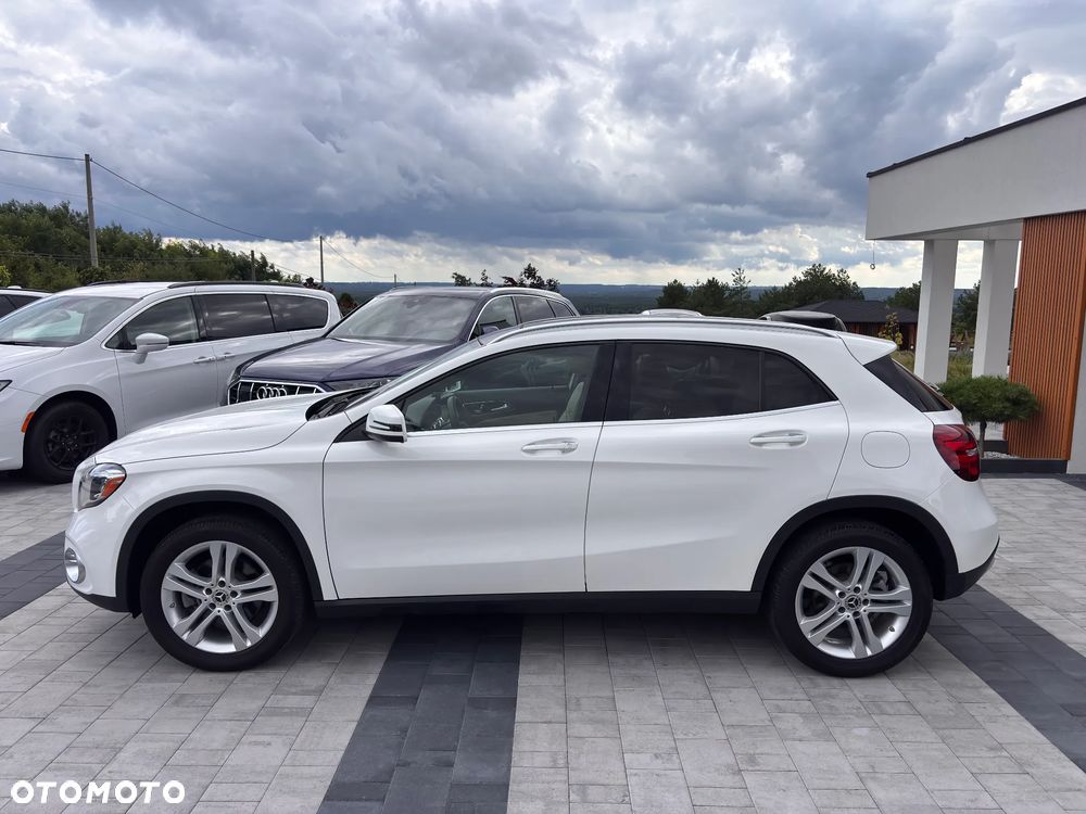 Mercedes-Benz GLA 250 4Matic 8G-DCT Edition 1 - 5