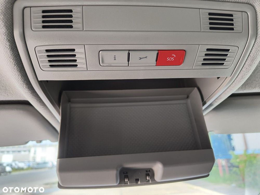 Skoda Fabia 1.0 TSI Drive DSG - 37
