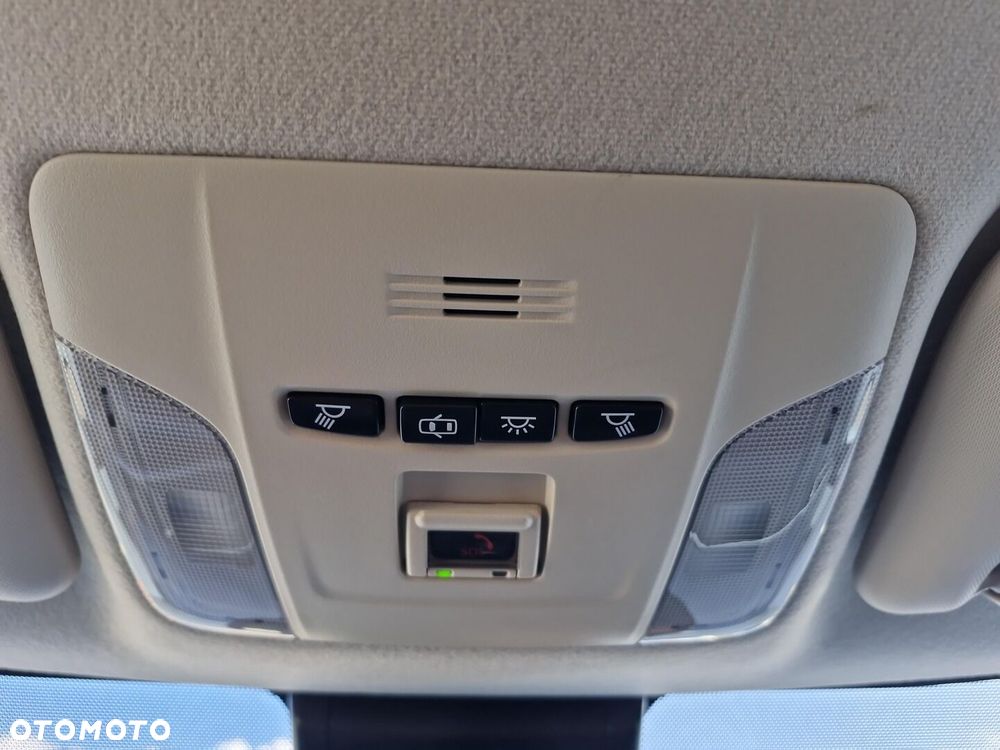 Toyota Corolla 1.8 Hybrid Active - 24