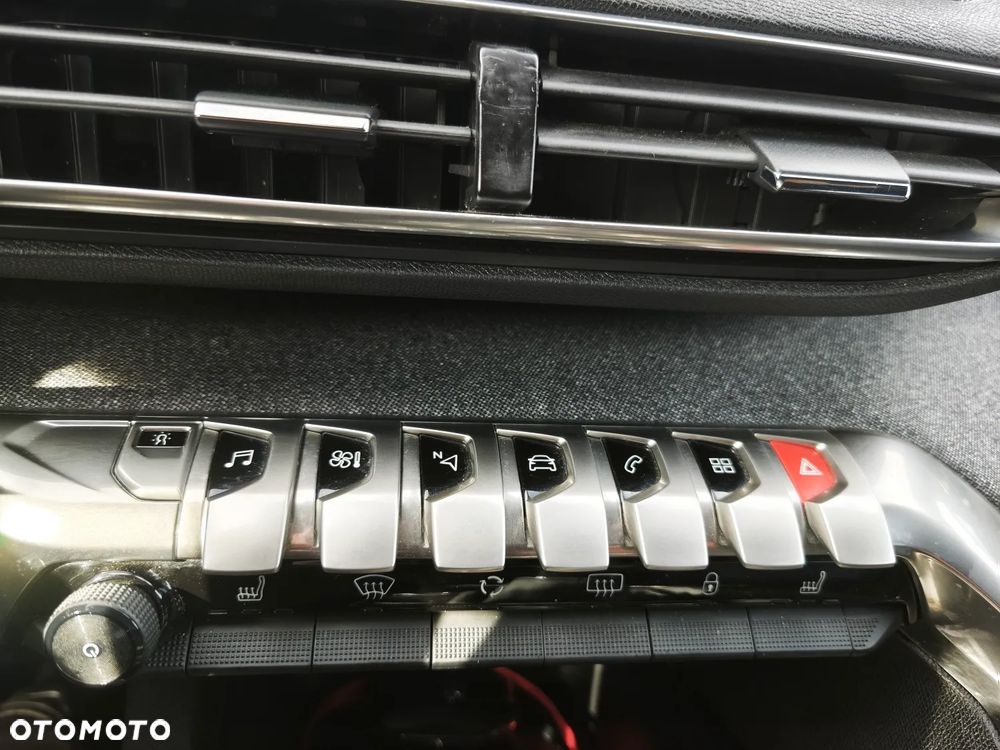 Peugeot 3008 BlueHDi 150 Stop & Start Business-Line - 17