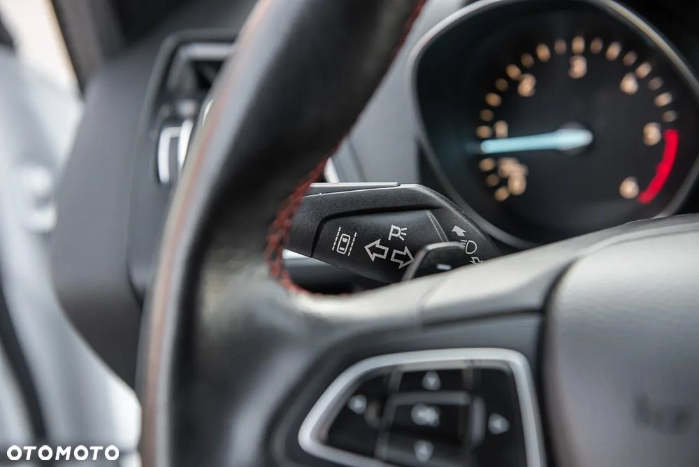 Ford Kuga 2.0 TDCi AWD ST-Line - 20