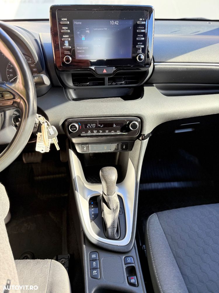 Toyota Yaris 1.5 VVT-i HSD Exclusive Style - 21