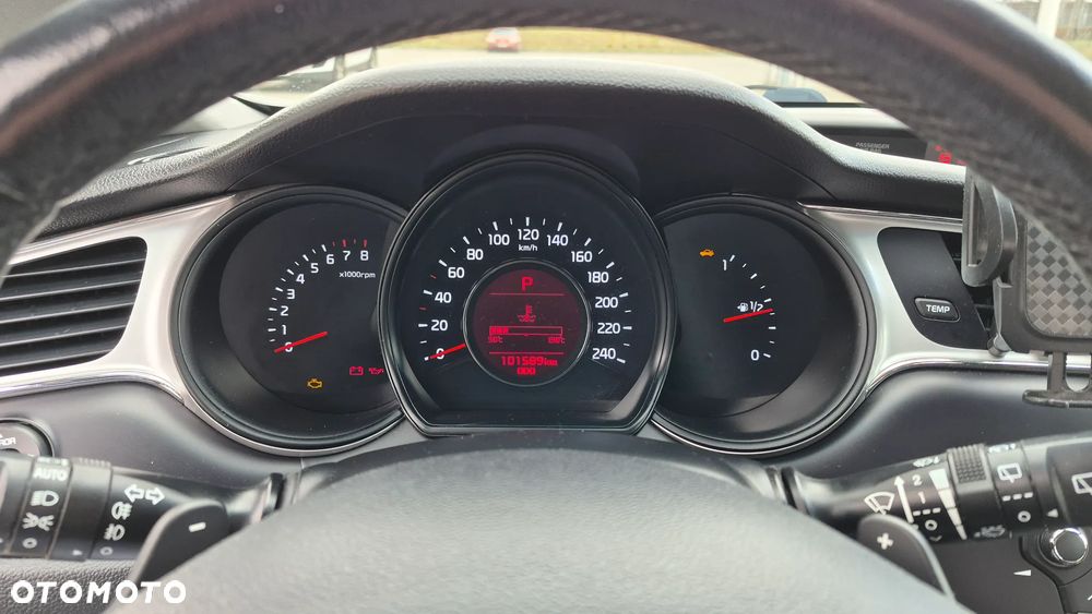 Kia Ceed 1.6 GDI Smart Plus DCT - 15