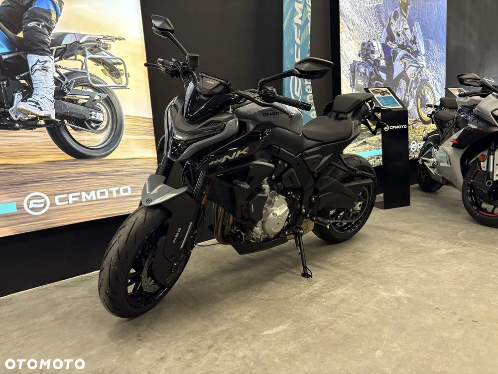 CFMoto 675NK - 7
