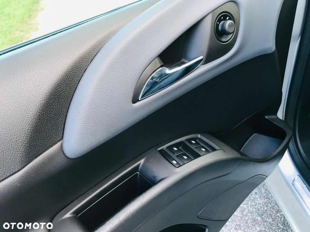 Opel Meriva 1.4 Active - 15