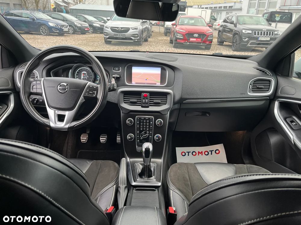 Volvo V40 - 20