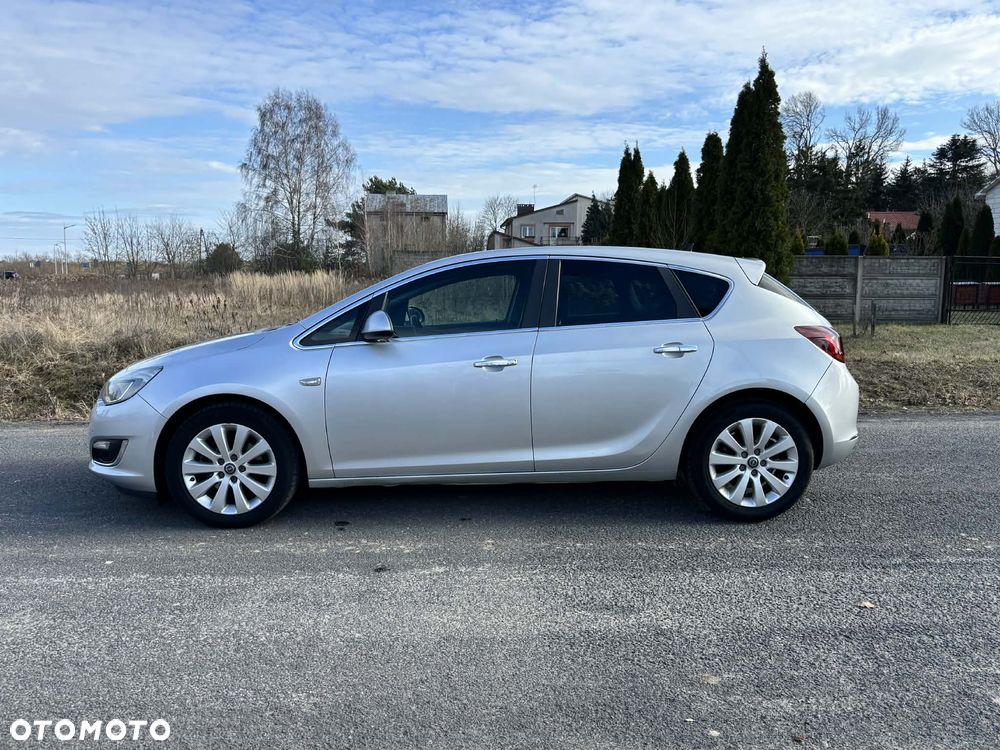 Opel Astra 1.7 CDTI Cosmo - 3