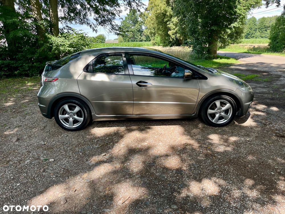 Honda Civic 1.4 i-VTEC Comfort - 4