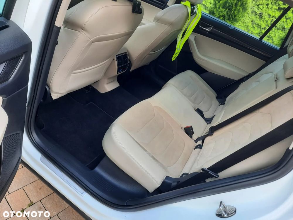 Skoda Kodiaq 2.0 TSI 4x4 DSG Sportline - 9