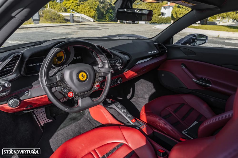 Ferrari 488 GTB - 22