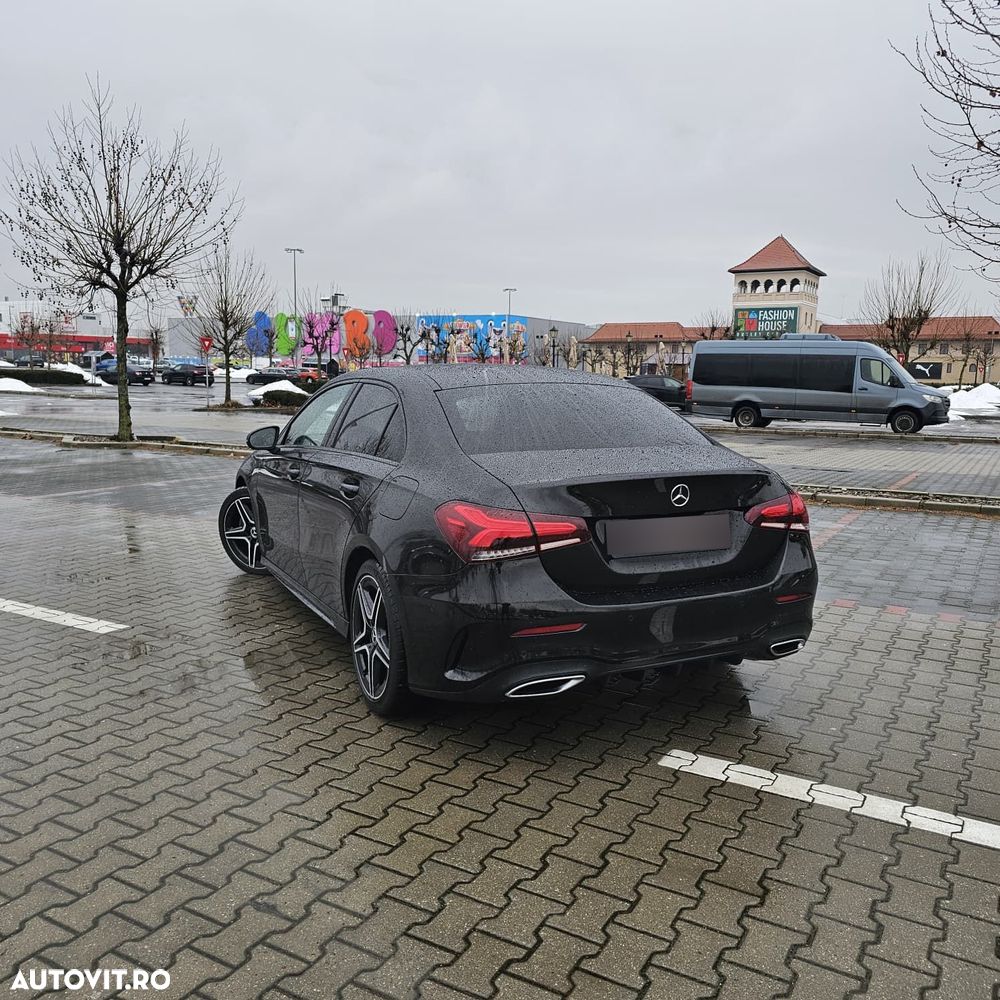 Mercedes-Benz A 180 7G-DCT AMG Line - 4