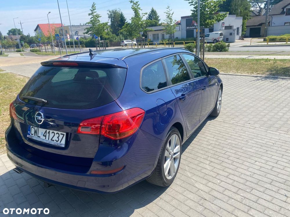 Opel Astra - 14