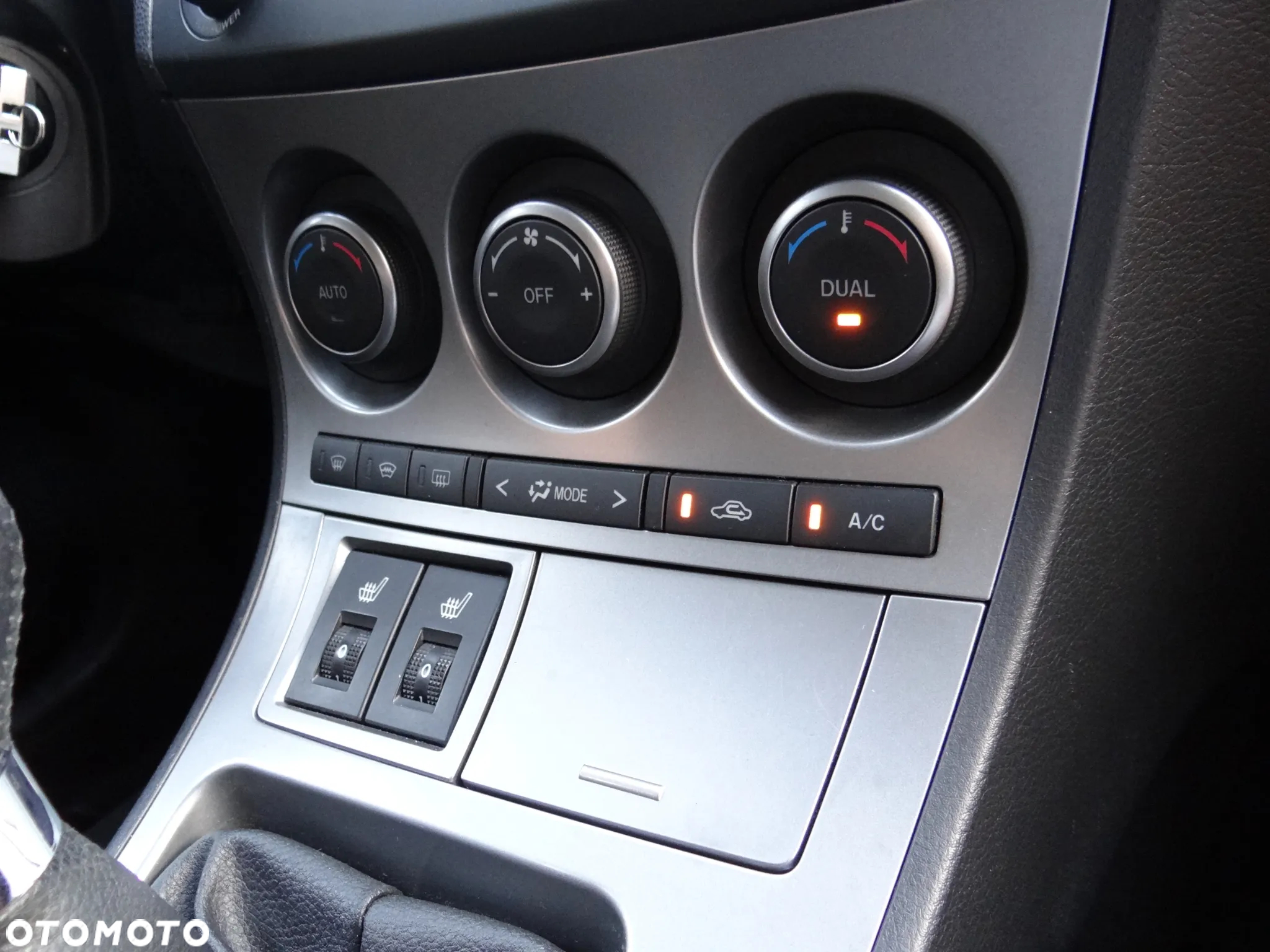 Mazda 3 1.6 Exclusive - 36