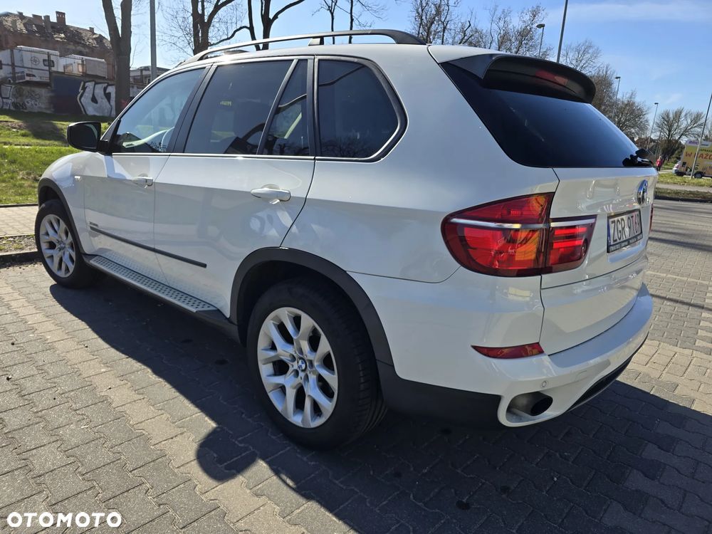 BMW X5 xDrive35i Edition Exclusive - 12