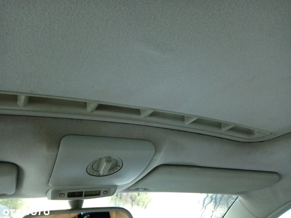 Volkswagen New Beetle - 14