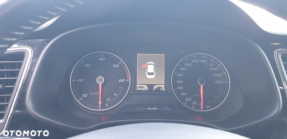 Seat Leon 1.6 TDI Start&Stop Reference - 17