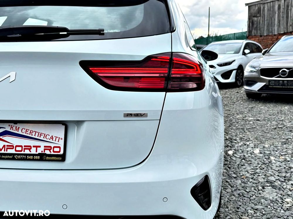 Kia Ceed 1.6 GDI DCT OPF Spirit - 38