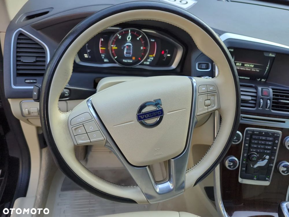 Volvo XC 60 - 11