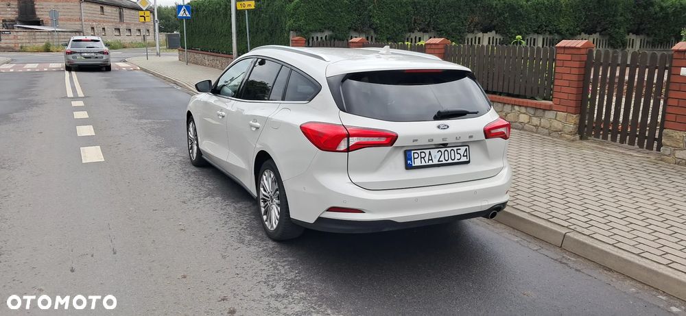 Ford Focus 1.5 EcoBoost Titanium ASS PowerShift - 6