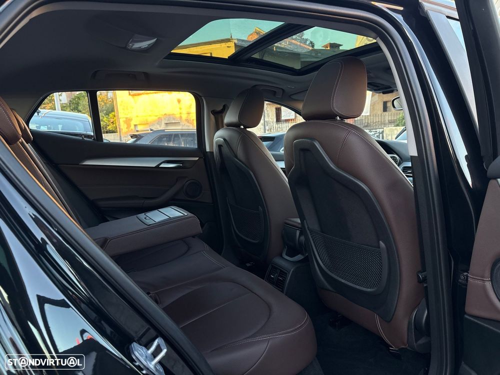 BMW X2 25 e xDrive - 25