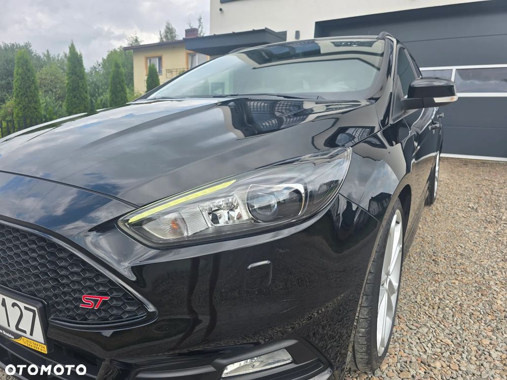 Ford Focus - 10
