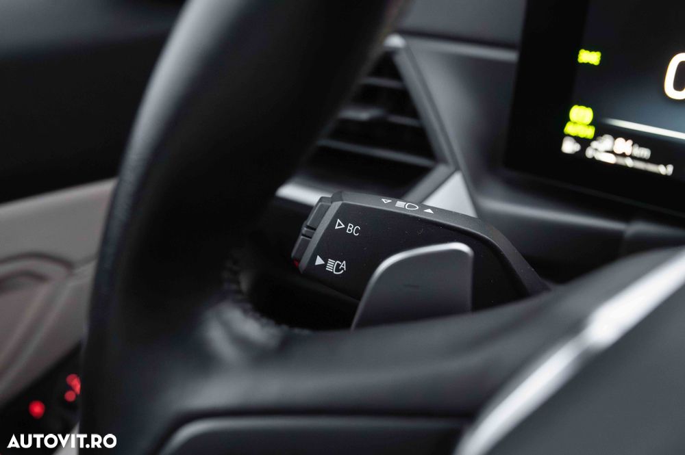 BMW Seria 3 320e Aut. - 13