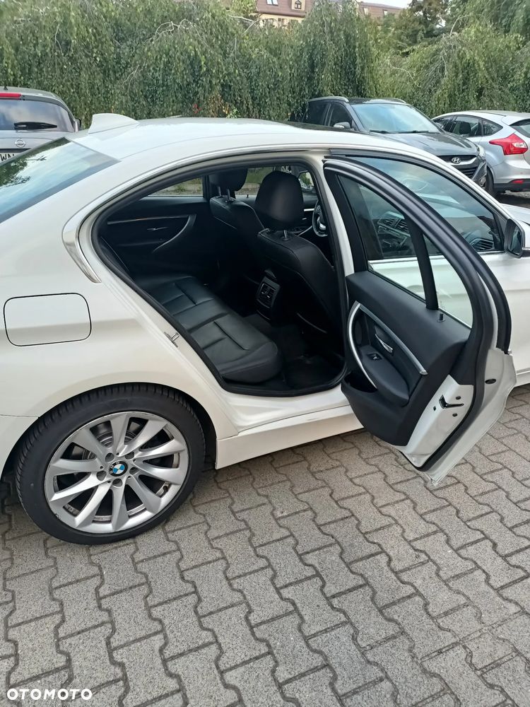 BMW Seria 3 - 13