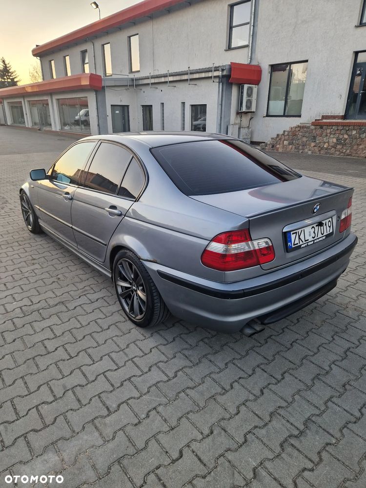 BMW Seria 3 320i - 7